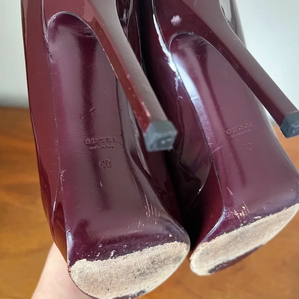 GUCCI • Tile Platform Pumps stiletto heels square toe burgundy patent leather - Picture 11 of 12